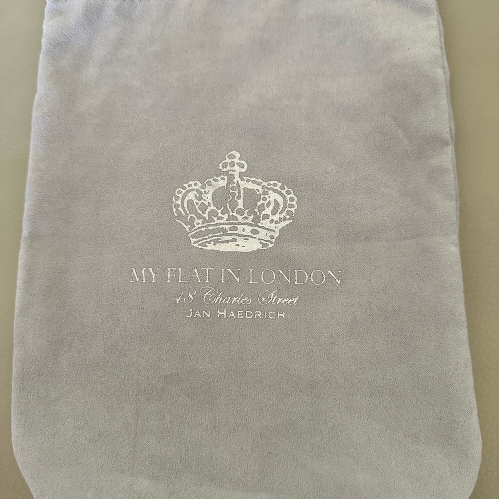 My Flat in London - Letters to the Queen Pink Leather Wristlet - Picture 9 of 9